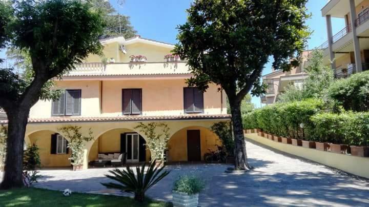 Villa Orsini Ρώμη Εξωτερικό φωτογραφία