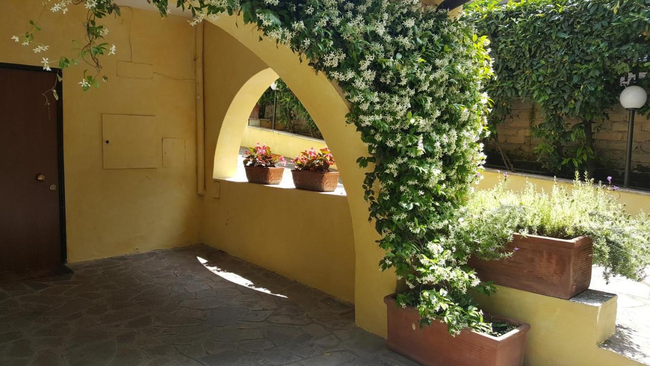 Villa Orsini Ρώμη Εξωτερικό φωτογραφία